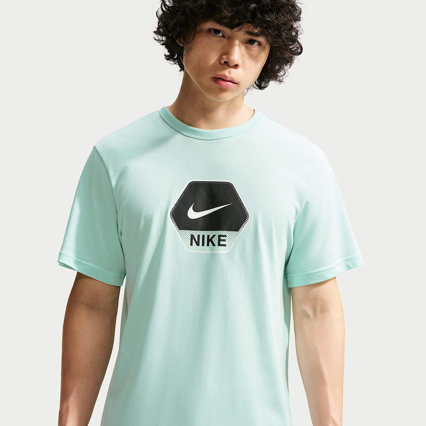 Nike Sportswear Men's T-Shirt. Nike ZA